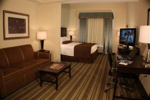 фото отеля BEST WESTERN Chain of Lakes Inn & Suites