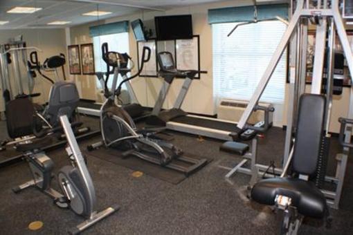 фото отеля BEST WESTERN Chain of Lakes Inn & Suites