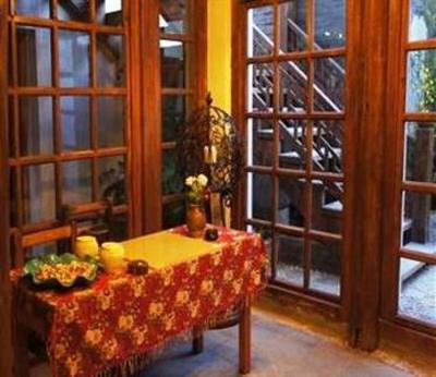 фото отеля Blossom Hill Inn Lijiang Lotusland