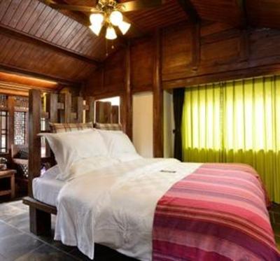фото отеля Blossom Hill Inn Lijiang Lotusland
