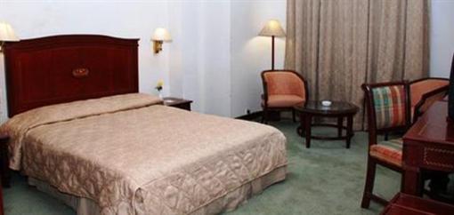 фото отеля Aadithya Hotel