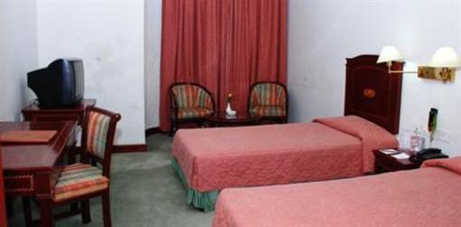 фото отеля Aadithya Hotel