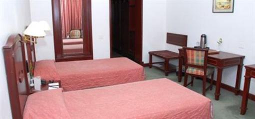 фото отеля Aadithya Hotel
