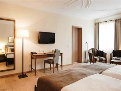 фото отеля Altstadthotel Wittelsbacher Hof