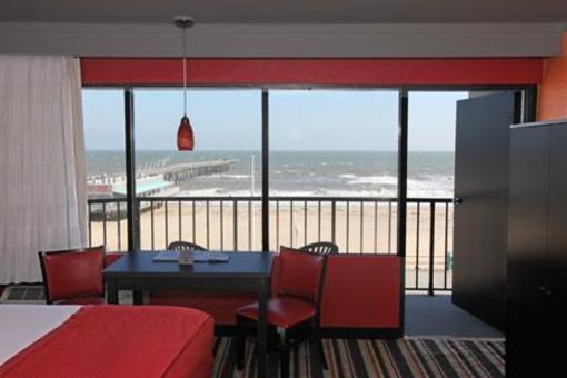 фото отеля Best Western Plus Sandcastle Beachfront Hotel