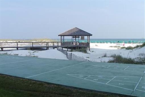 фото отеля Destin Holiday Beach Resort 2