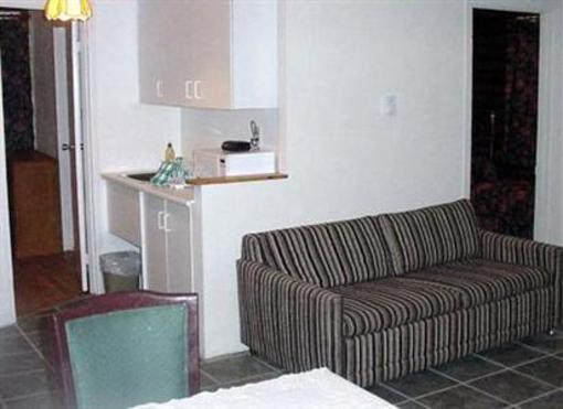 фото отеля Hotel Alpine Inn