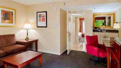 фото отеля Doubletree Hotel Torrance South Bay