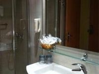 Hotel 4C Puerta Europa