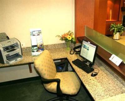 фото отеля Fairfield Inn and Suites Edison