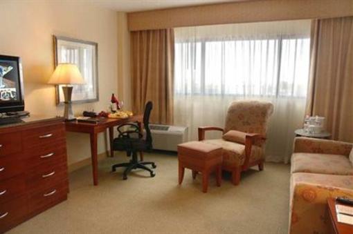 фото отеля Doubletree by Hilton Albuquerque
