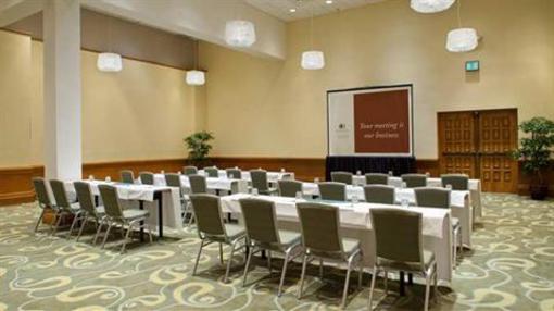 фото отеля Doubletree by Hilton Albuquerque