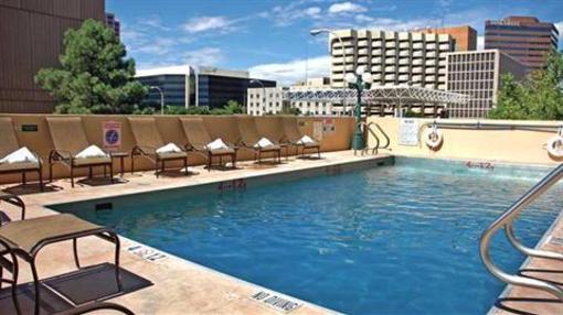 фото отеля Doubletree by Hilton Albuquerque