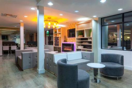 фото отеля Holiday Inn Winnipeg Airport - Polo Park