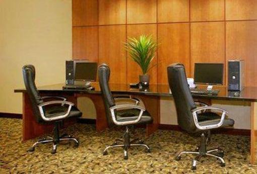 фото отеля Comfort Suites Indianapolis