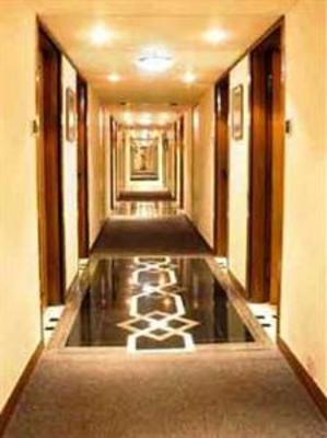 фото отеля Midtown Pritam Hotel