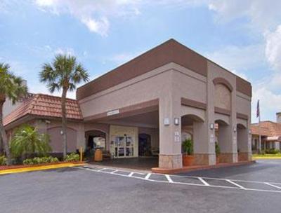 фото отеля Ramada Plaza Fort Lauderdale