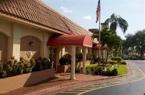 фото отеля Ramada Plaza Fort Lauderdale