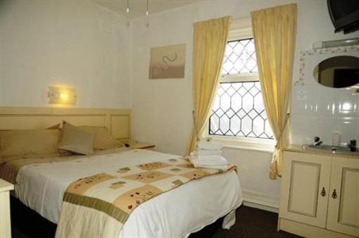 фото отеля Courtneys Of Gynn Square Hotel Blackpool