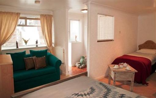 фото отеля Courtneys Of Gynn Square Hotel Blackpool