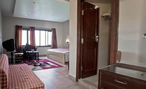 фото отеля Hotel Emerald Heights Mussoorie