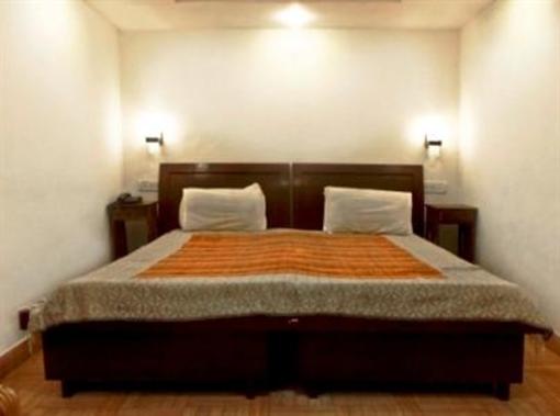 фото отеля Hotel Emerald Heights Mussoorie