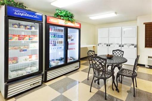 фото отеля Candlewood Suites - Charlotte University