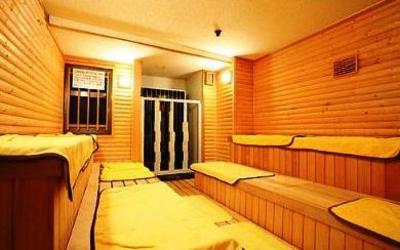 фото отеля Shinjuku Kuyakushomae Capsule Hotel