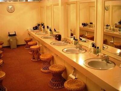 фото отеля Shinjuku Kuyakushomae Capsule Hotel
