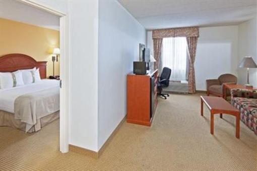 фото отеля Holiday Inn Wichita Downtown