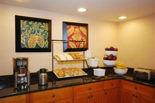 фото отеля BEST WESTERN Envoy Inn