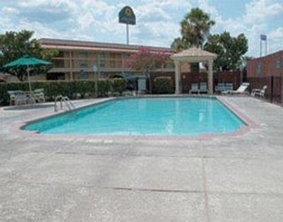 фото отеля La Quinta Inn & Suites San Antonio Convention Center