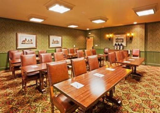 фото отеля Holiday Inn Express Broken Arrow