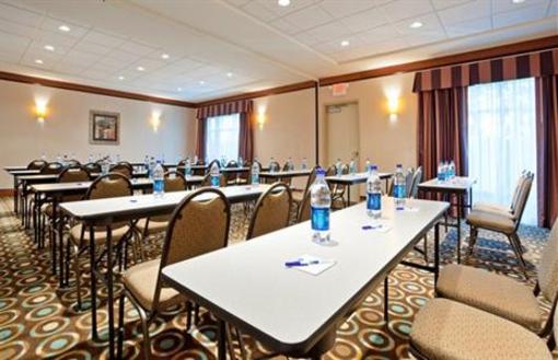 фото отеля Holiday Inn Express Suites Mason