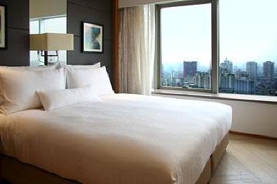 фото отеля Somerset Riverview Apartment Chengdu