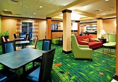 фото отеля Fairfield Inn & Suites Albany