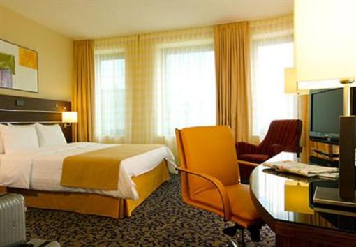 фото отеля Courtyard by Marriott Vienna Messe