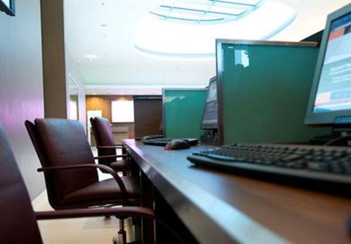 фото отеля Courtyard by Marriott Vienna Messe