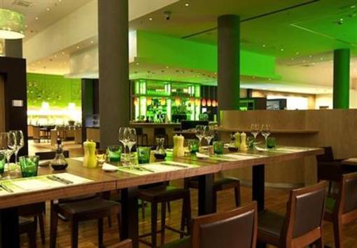фото отеля Courtyard by Marriott Vienna Messe
