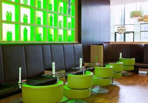 фото отеля Courtyard by Marriott Vienna Messe
