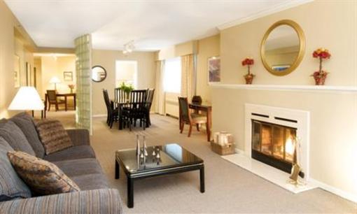 фото отеля Rosellen Suites At Stanley Park