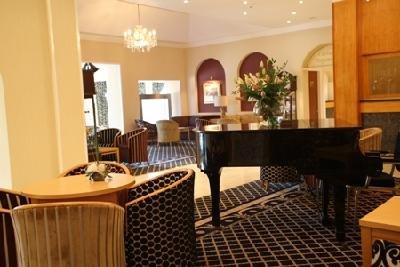 фото отеля Carlton Park Hotel