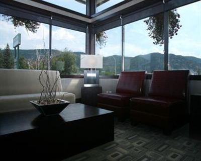 фото отеля Sandman Hotel Castlegar