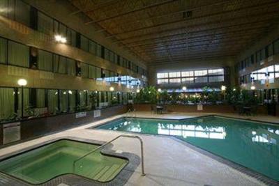 фото отеля Sandman Hotel Castlegar