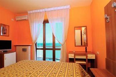 фото отеля Hotel Velus