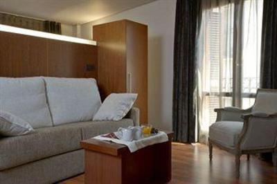 фото отеля Hotel Sancho Abarca