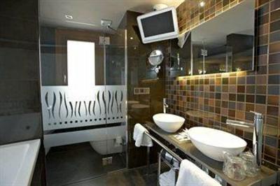 фото отеля Hotel Sancho Abarca