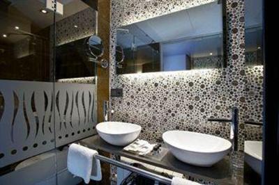 фото отеля Hotel Sancho Abarca