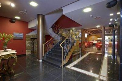 фото отеля Hotel Sancho Abarca