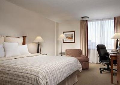 фото отеля Four Points by Sheraton Toronto Airport